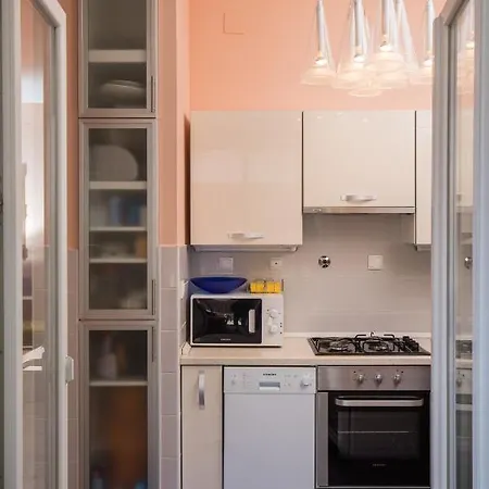 Van Gogh Apartman *