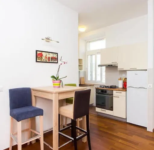 Gogh Apartmán *